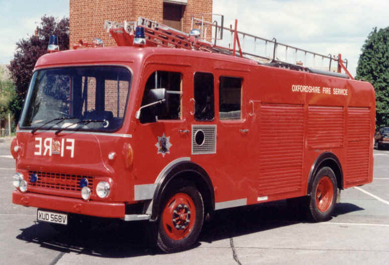 Bedford TK XUD 968V
Photographer unknown