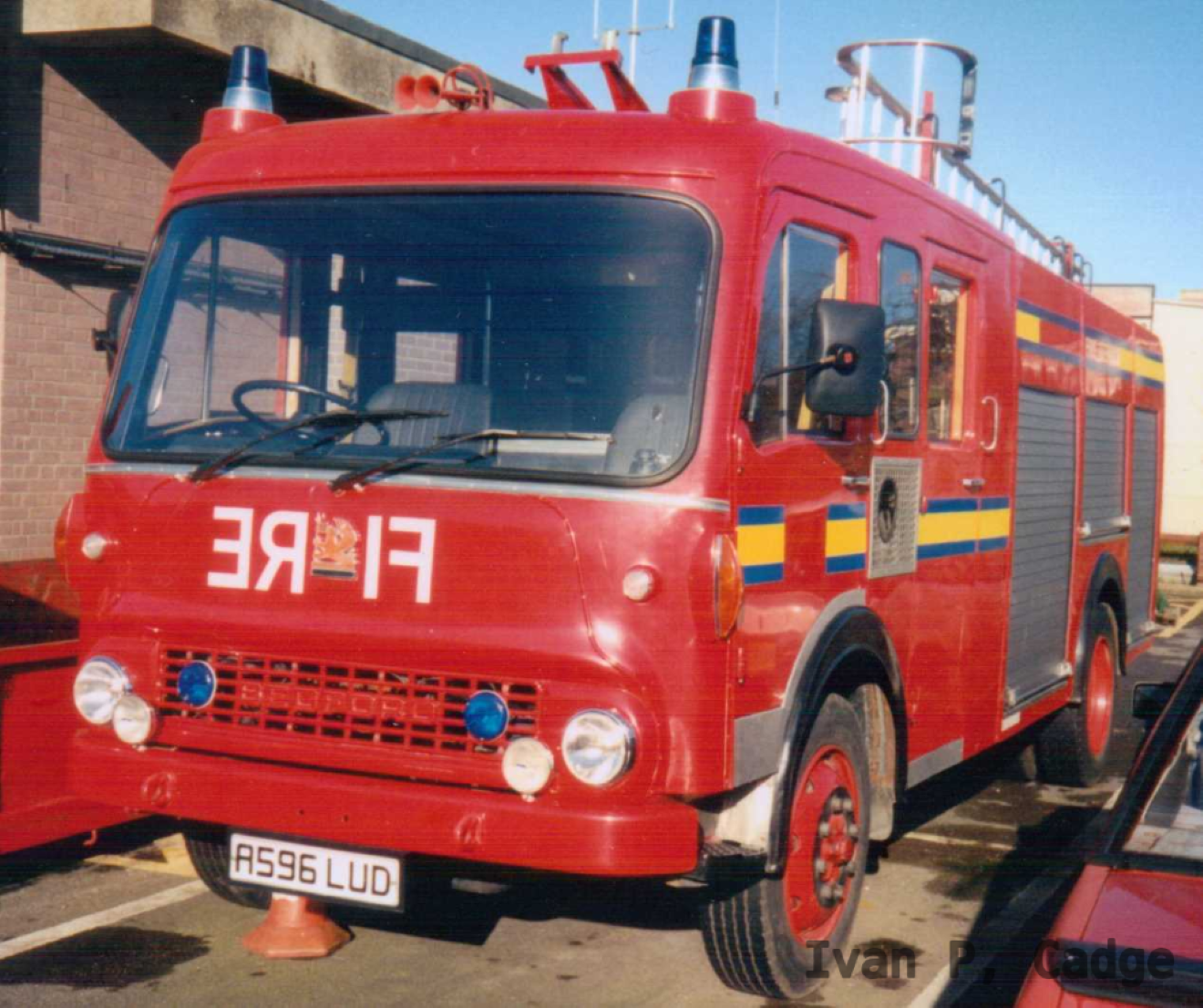 Bedford TK A596 LUD
Stands in the yard at Kidlington awaiting disposal
Photographer Ivan P. Cadge